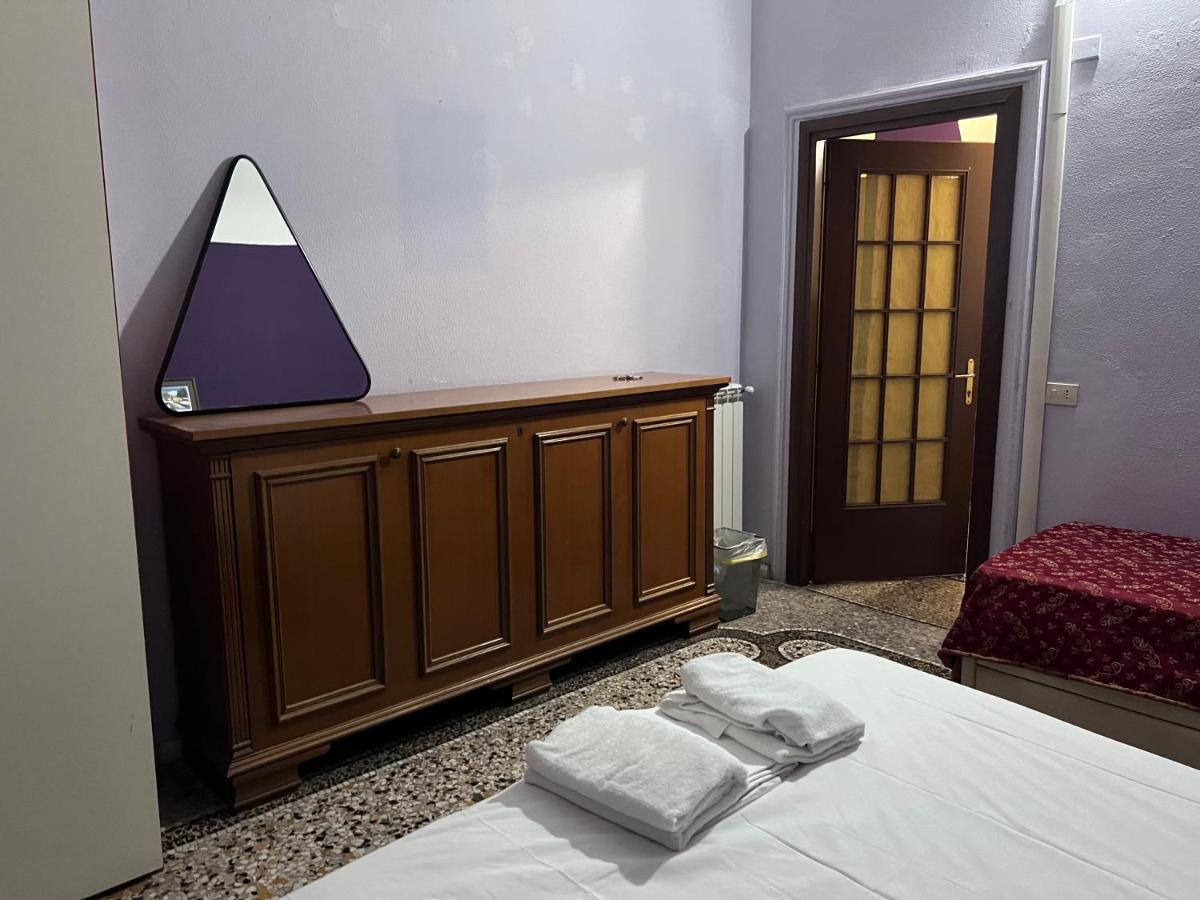 Guesthouse Ava Roma エクステリア 写真
